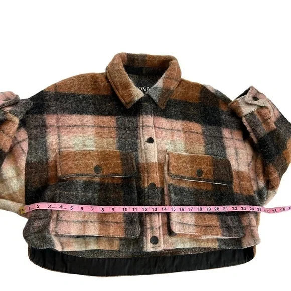 Zara Plaid Wool Blend Cropped Shacket - Picture 7 of 9